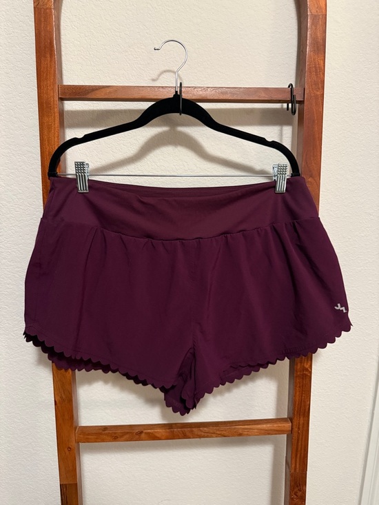 JoyLab Pants - JoyLab Plum Scalloped Hem Athletic Shorts Size XL